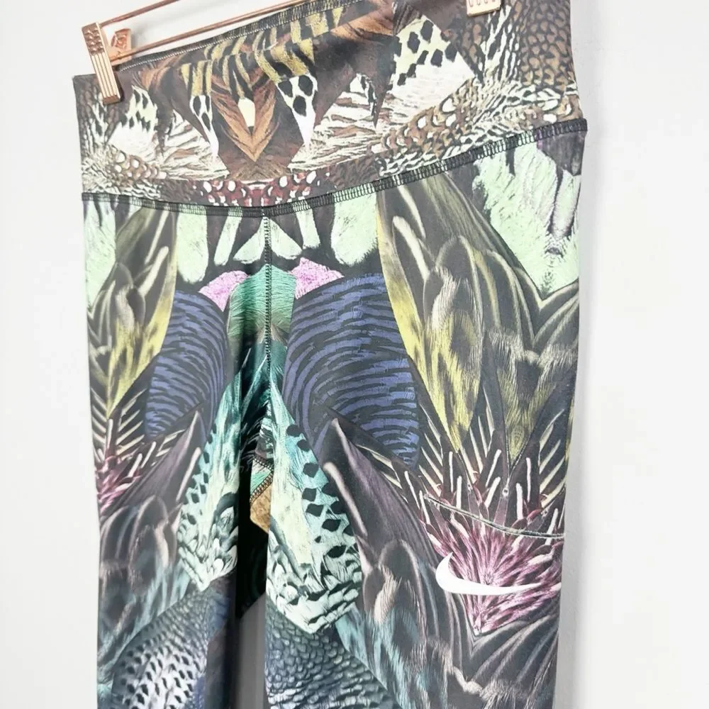 NIKE | Jungle Safari Feather Animal Print Dri-Fit Leggings Women’s Size Medium